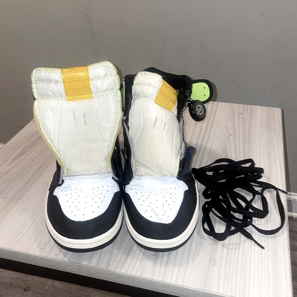 Nike Jordan 1s